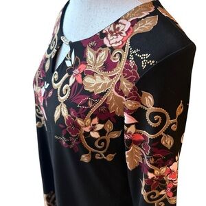 JM Collection Women’s Black, Beige & Maroon Floral Design Top Size Small